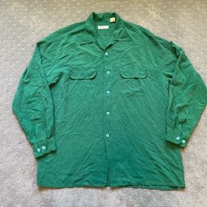 Vintage Equipment 100% Silk Kelly Green Button Down Size XL
